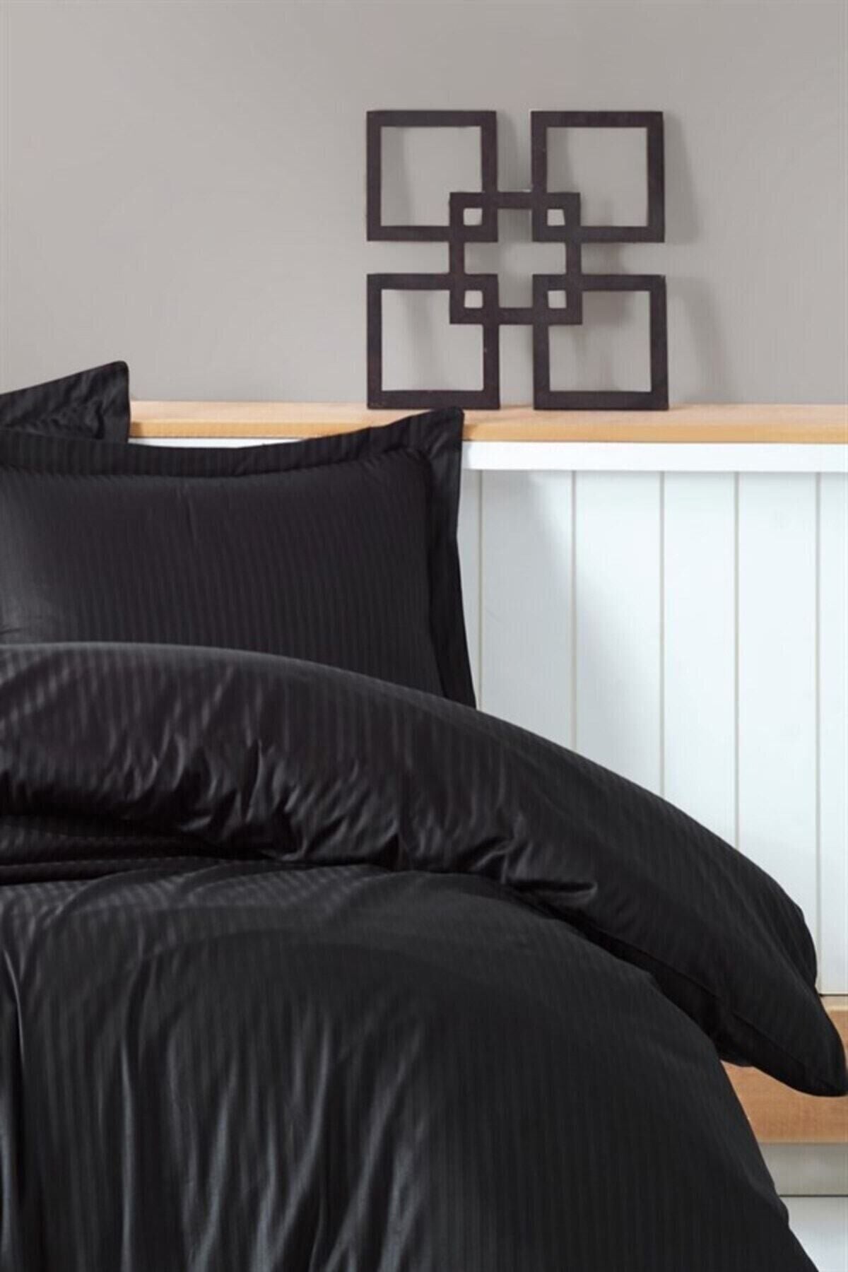 Elegant Stripe Saten Çift Kişilik Nevresim Takımı Siyah
